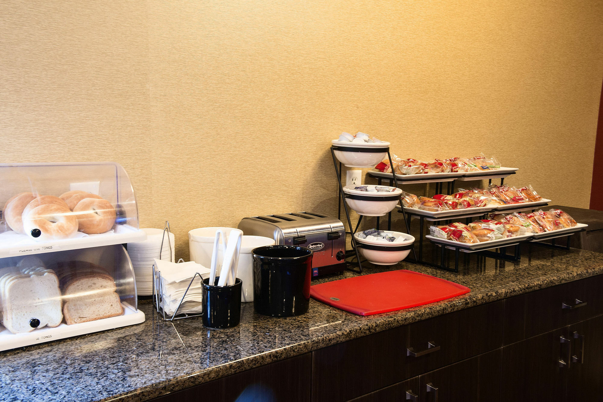 Red Roof Inn & Suites Omaha - Council Bluffs Εξωτερικό φωτογραφία